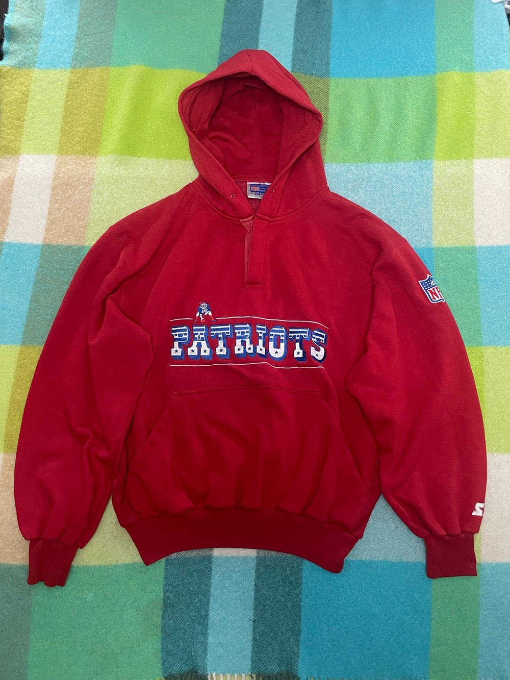 Vintage 90s New England Patriots NFL Embroidered Red Hoodie Starter Mens